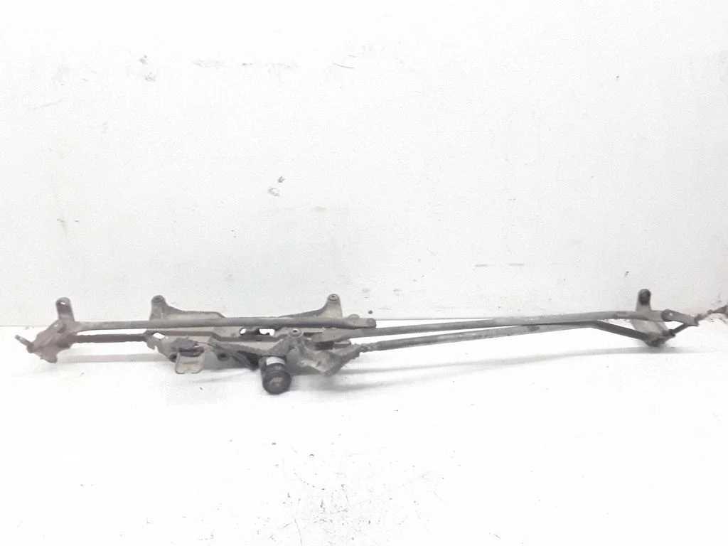 Front wiper linkage and motor