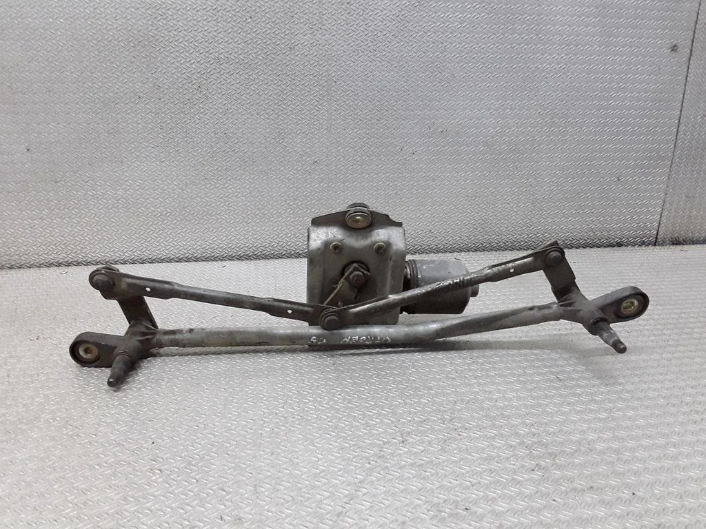 Front wiper linkage and motor – Citroen C5 (2001-2004)