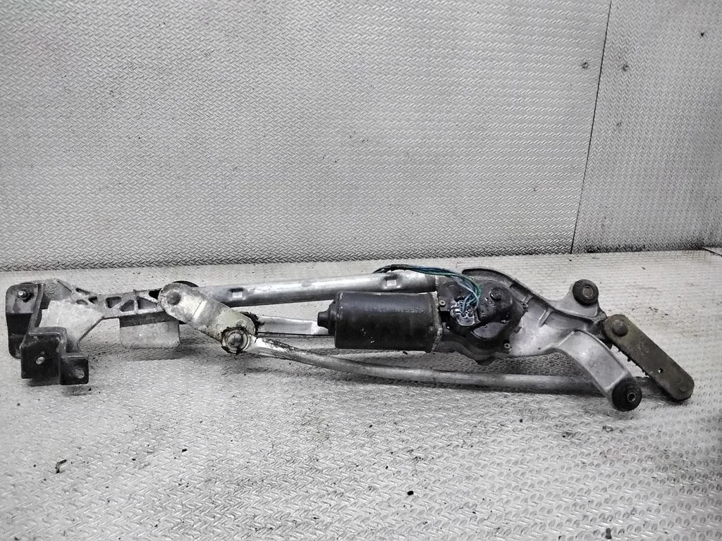 Mechanizm wycieraczek z silniczkiem MT312