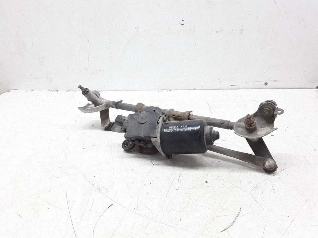 Front wiper linkage and motor – Toyota Yaris Verso (1999-2005)