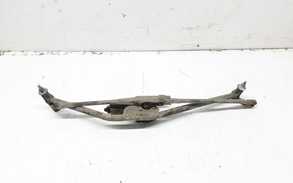 Front wiper linkage and motor – Volkswagen Transporter - Caravelle T4 (1991-2003)