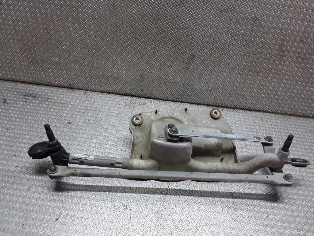 Mechanizm wycieraczek z silniczkiem – Opel Astra H (2004-2012)