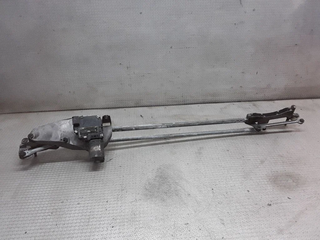 Front wiper linkage and motor – Ford Galaxy (2000-2006)