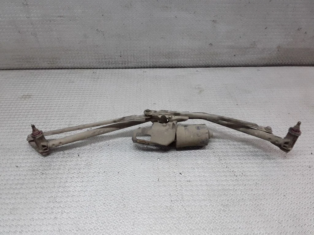 Front wiper linkage and motor – Volkswagen Transporter - Caravelle T4 (1991-2003)