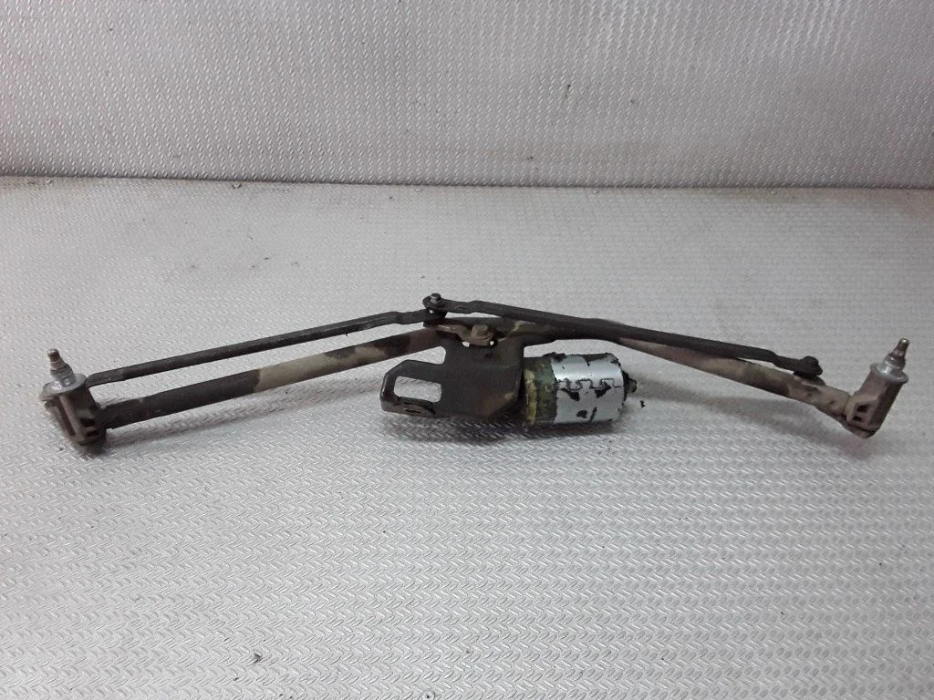 Mechanizm wycieraczek z silniczkiem 701935113A