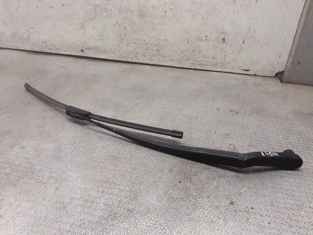 Windshield/front glass wiper blade – left
