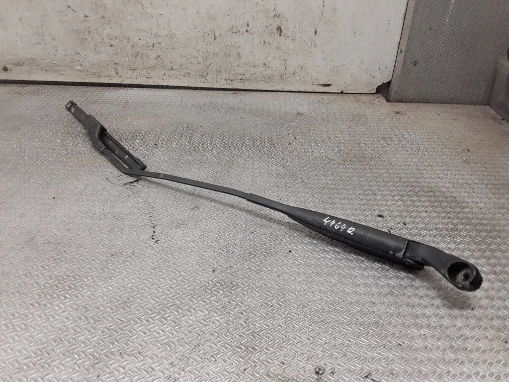 Windshield/front glass wiper blade – Ford Ka (2009-2017), right