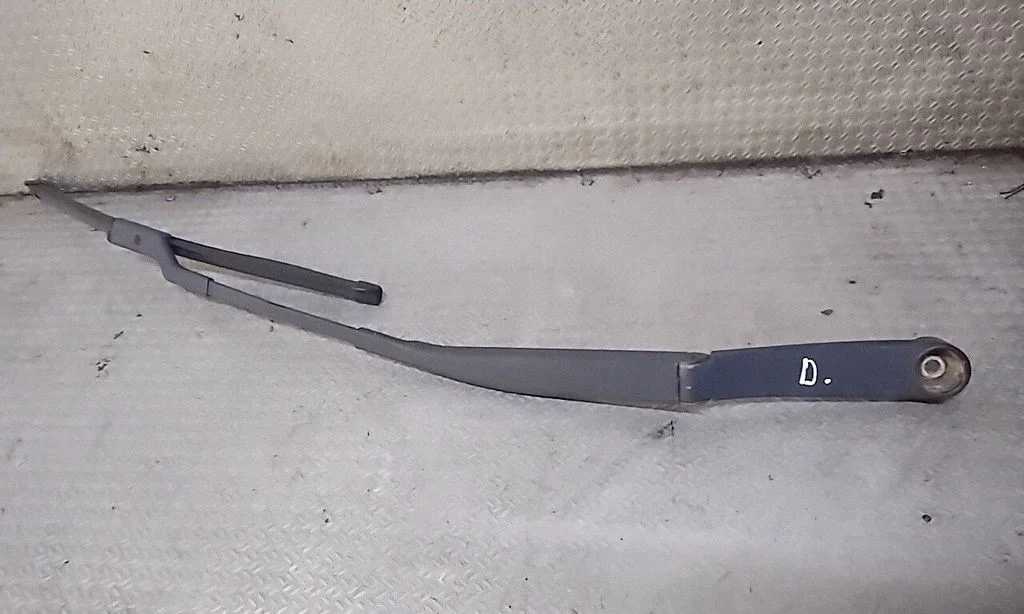 Windshield/front glass wiper blade – KIA Ceed (2006-2012)