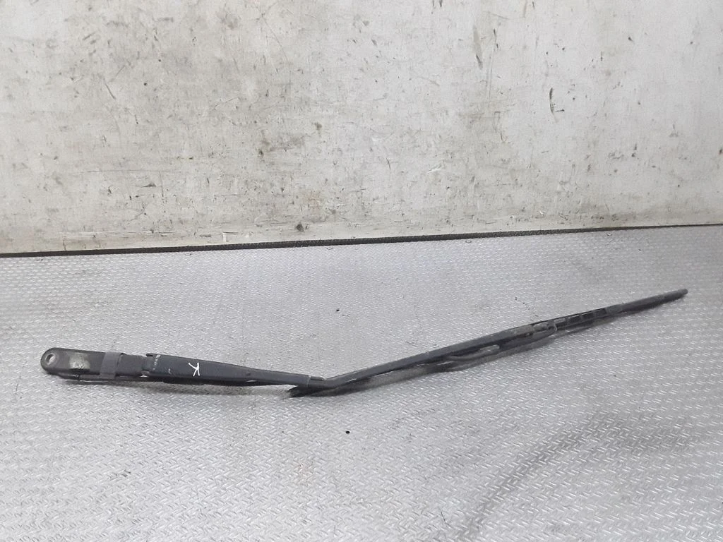 Windshield/front glass wiper blade – Opel Movano A (1998-2010)