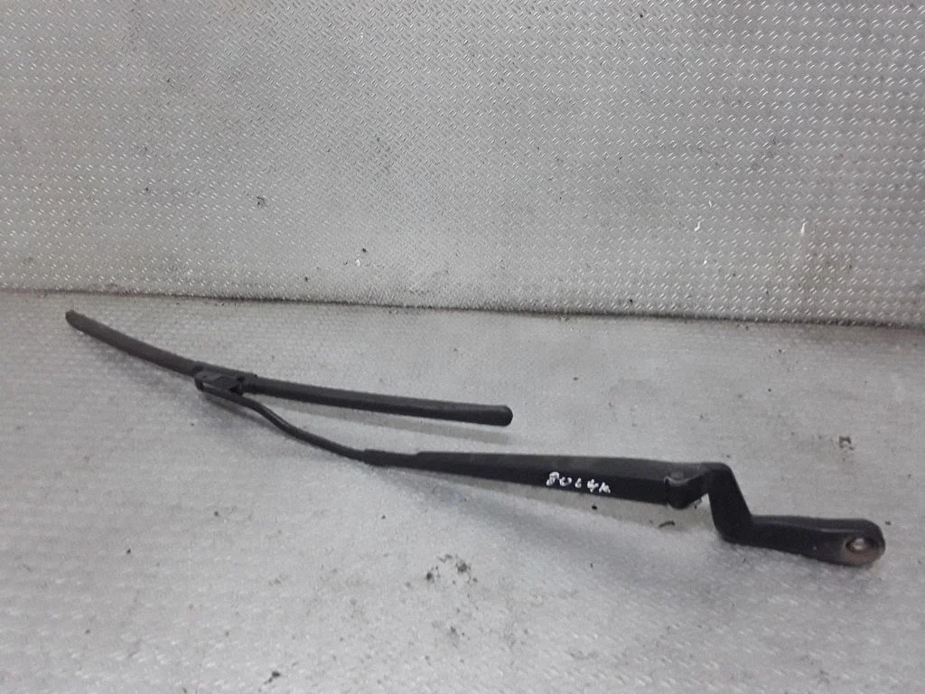 Windshield/front glass wiper blade – Skoda Fabia Mk1 (6Y) (1999-2007)