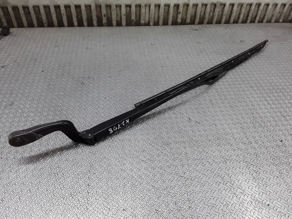 Windshield/front glass wiper blade – Skoda Fabia Mk1 (6Y) (1999-2007)
