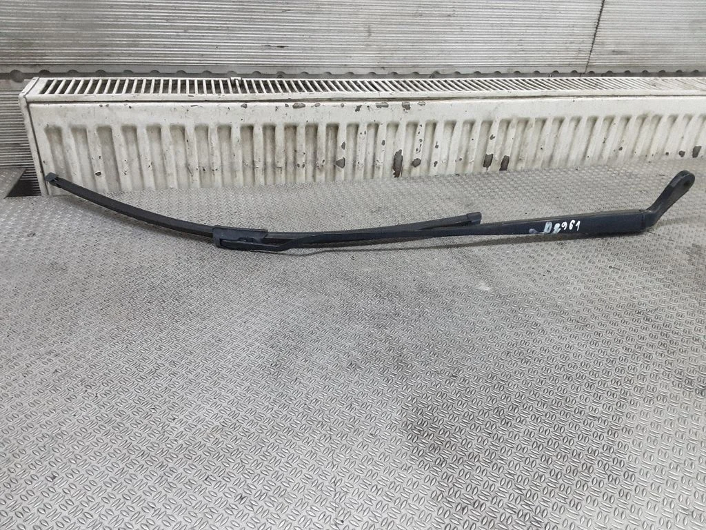 Pióro wycieraczki przedniej – Chrysler Grand Voyager IV (2001-2007)