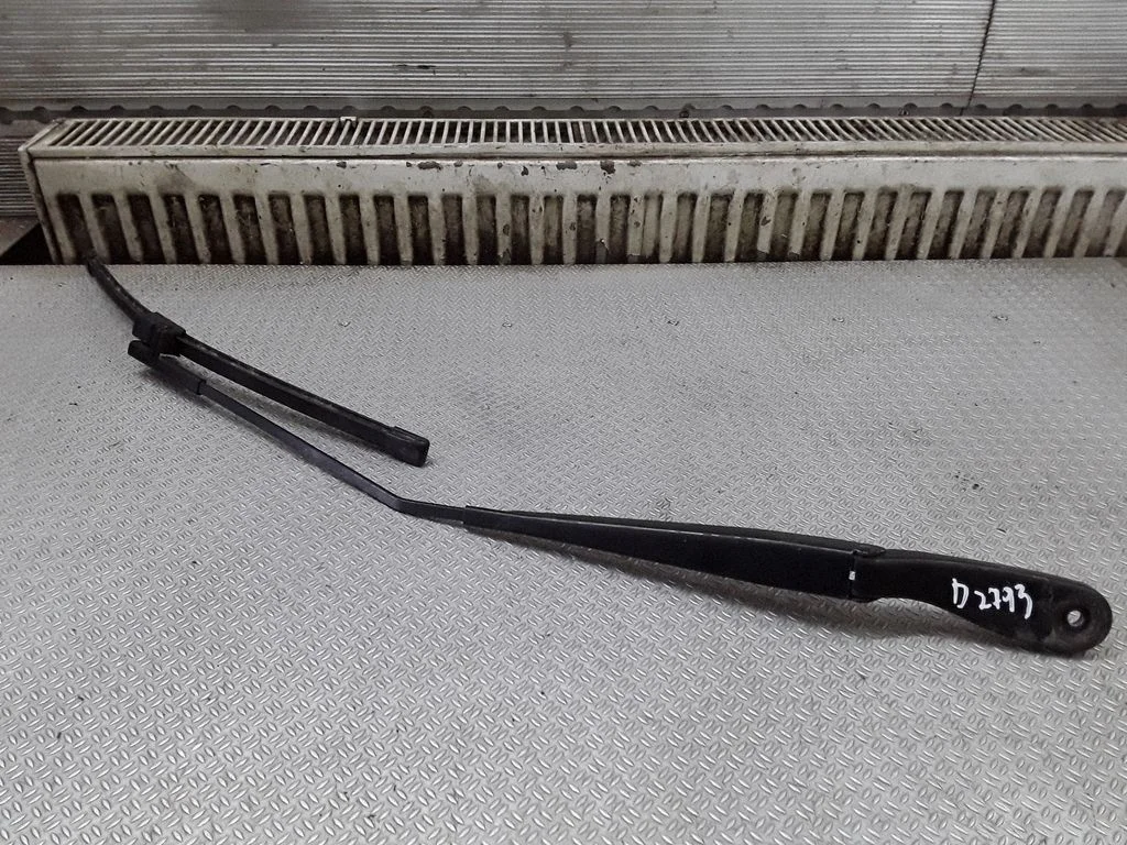 Priekšējā stikla tīrītājs 30698250LHD