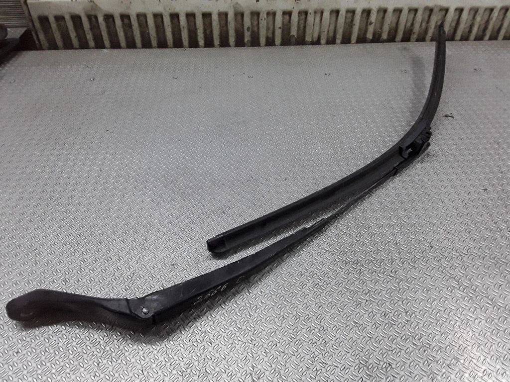 Pióro wycieraczki przedniej – Ford Galaxy (2000-2006)