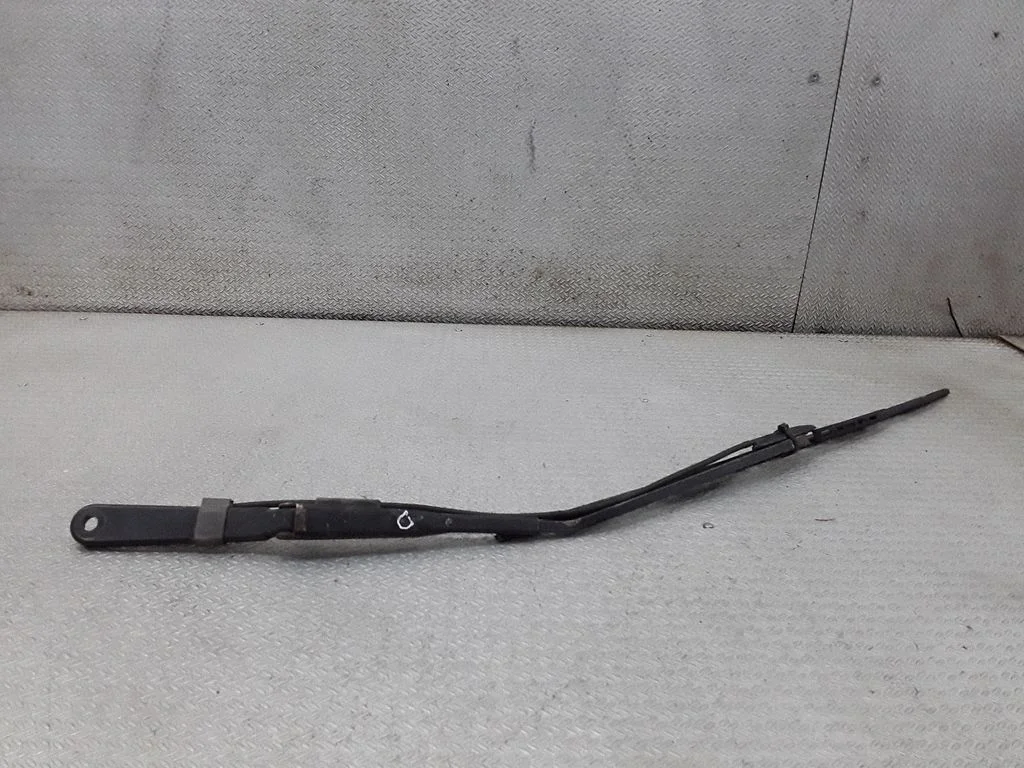 Windshield/front glass wiper blade – Opel Movano A (1998-2010)