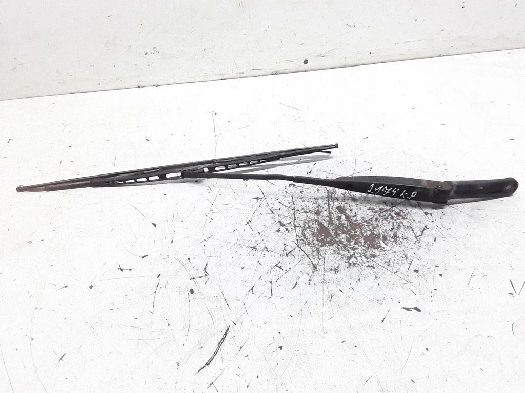 Windshield/front glass wiper blade – Fiat Panda II (2003-2012), left