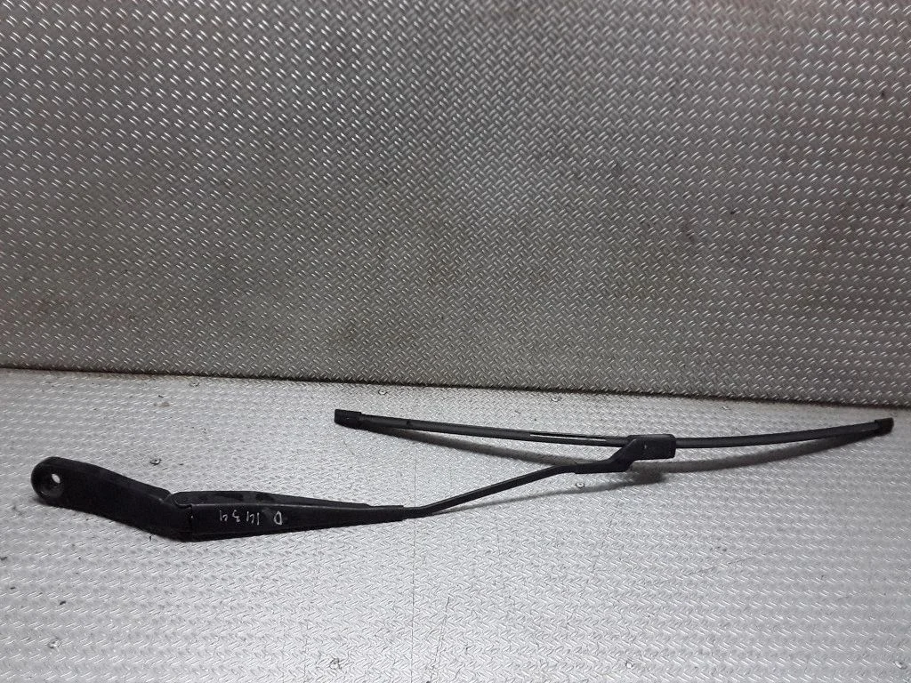 Esiklaasi kojamees 7S7117526BC