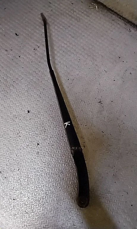 Front wiper blade arm – Volkswagen Transporter - Caravelle T5 (2003-2015)