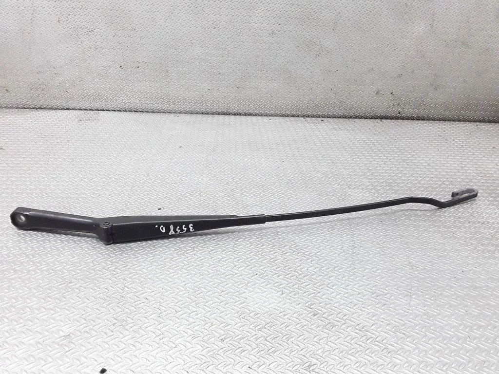 Front wiper blade arm – Volkswagen Transporter - Caravelle T4 (1991-2003)