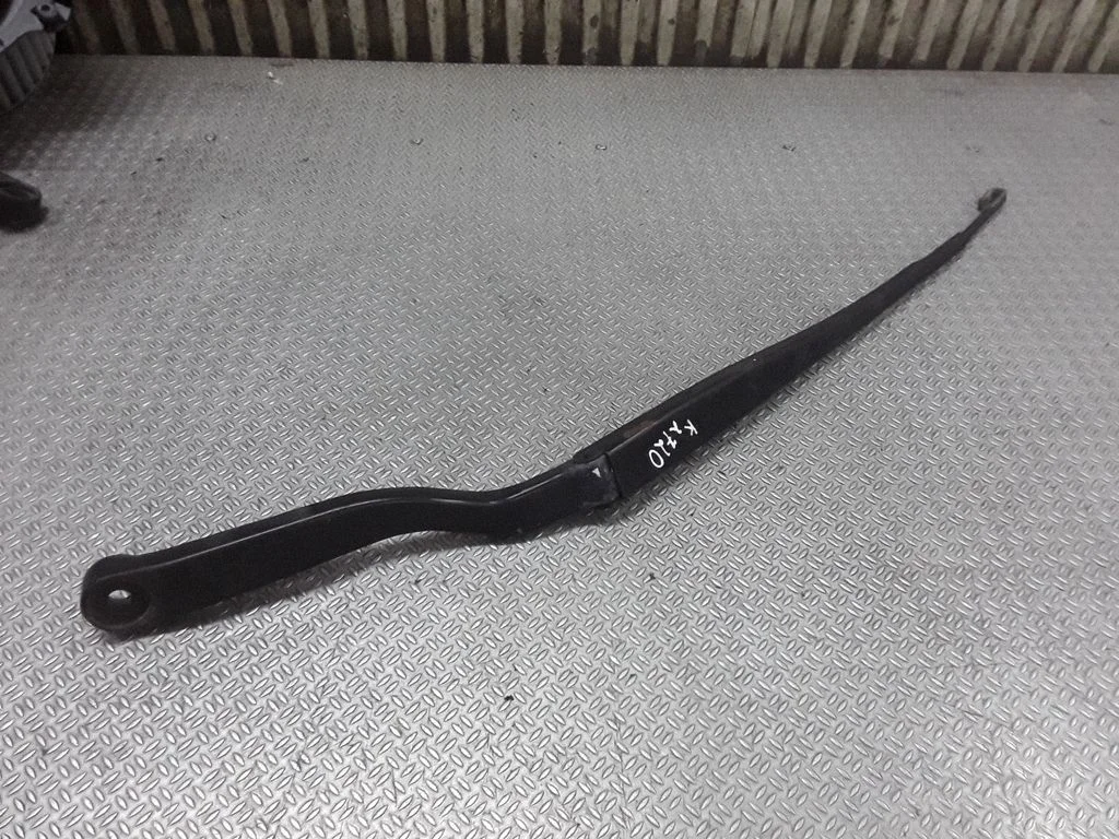 Front wiper blade arm – Nissan Murano Z50 (2002-2008)