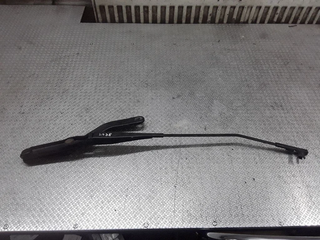 Priekšējā stikla tīrītāja svira 3M5117526CC