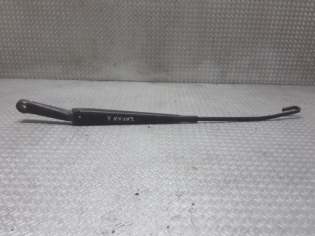 Ramię wycieraczki przedniej – Opel Zafira A (1999-2005)