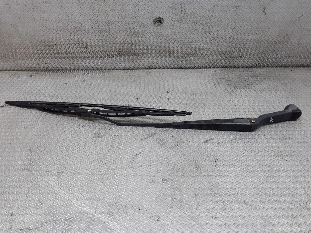 Esiklaasi kojameeste kang – Hyundai Atos Prime (1999-2016), vasak