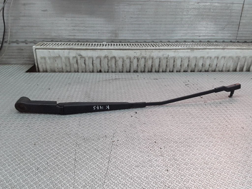 Front wiper blade arm – Citroen C4 I (2004-2010)