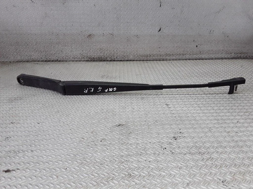Front wiper blade arm – Volkswagen Golf IV (1998-2005)