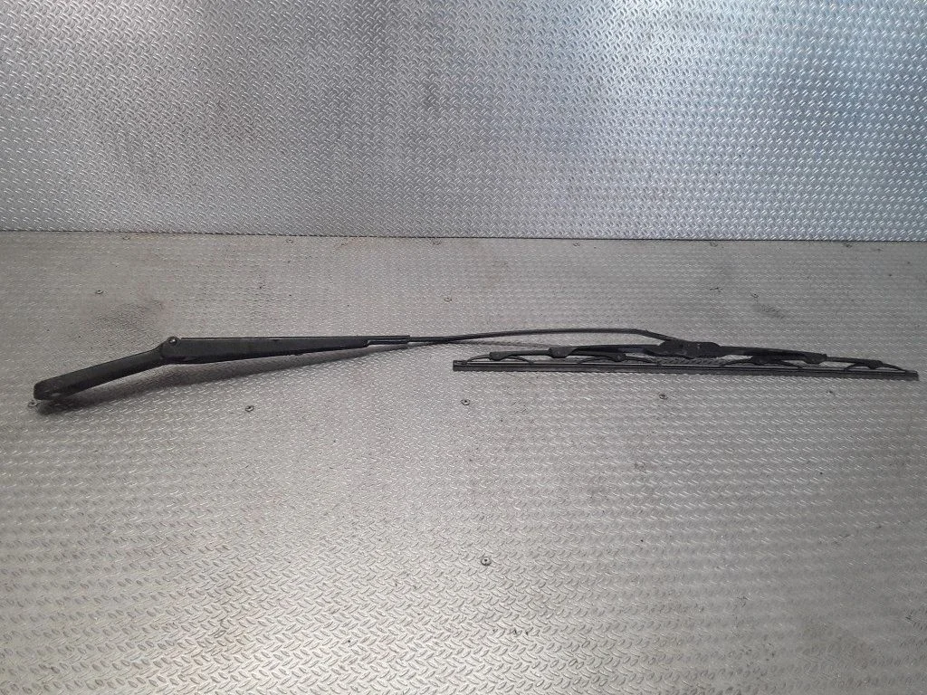 Front wiper blade arm – Volkswagen Transporter - Caravelle T5 (2003-2015)