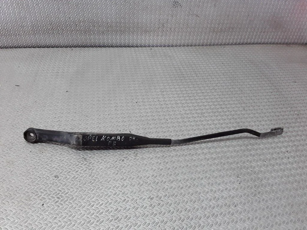 Front wiper blade arm – Opel Combo C (2001-2011)