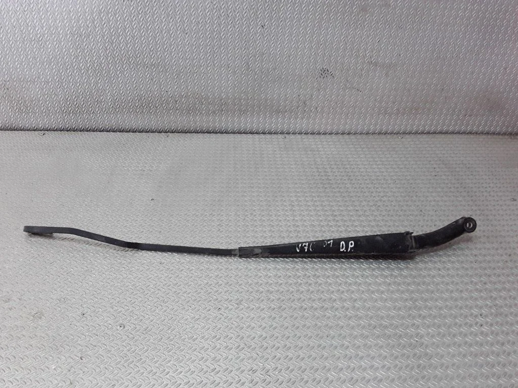 Ramię wycieraczki przedniej – Volvo V70 (2000-2004)