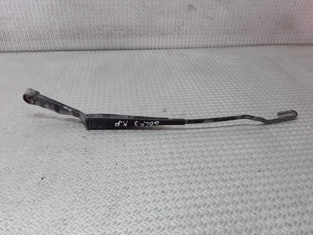 Front wiper blade arm – Volkswagen Golf III (1992-1997)