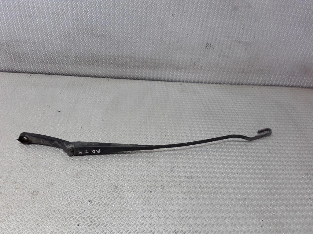 Front wiper blade arm – Volkswagen Transporter - Caravelle T4 (1991-2003)