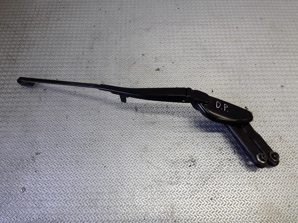 Front wiper blade arm – Mercedes-Benz S-Class W220 (1998-2006)