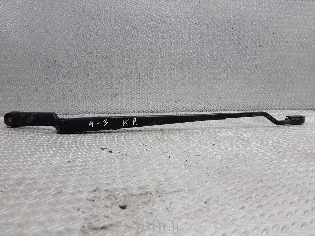 Front wiper blade arm – Audi A3 S3 8L (1996-2003)
