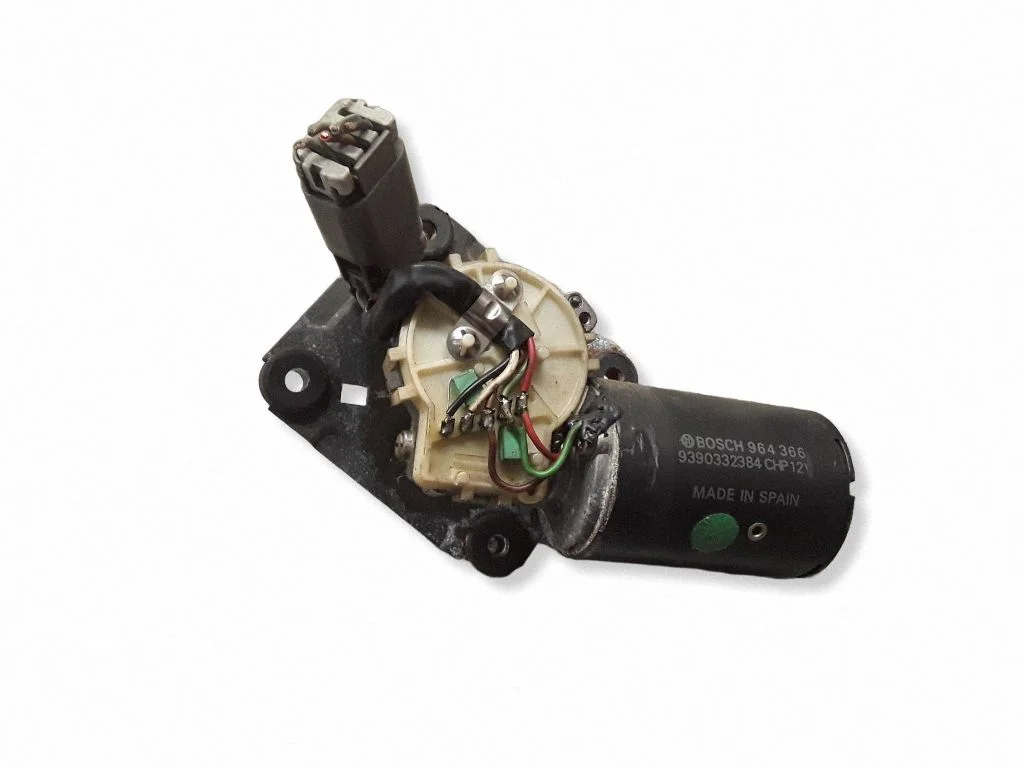 Kojameeste mootor 964366 – Ford Maverick (1993-1999)
