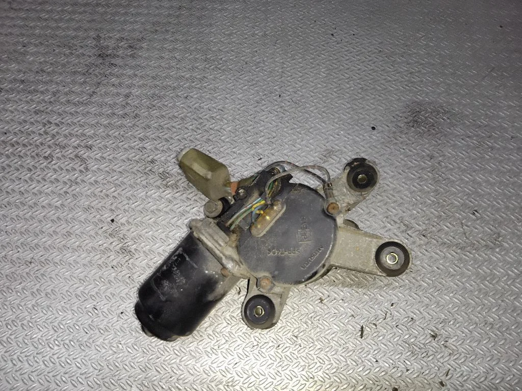 Wiper motor – Subaru Forester SF (2000-2003)
