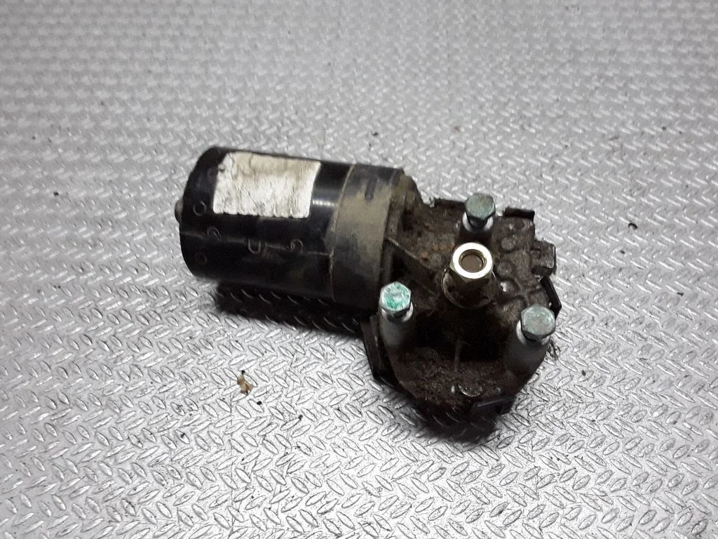 Wiper motor – Volkswagen Golf IV (1998-2005)