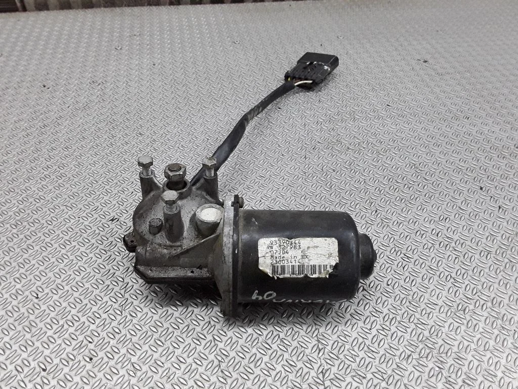 Wiper motor – Opel Meriva A (2003-2010)