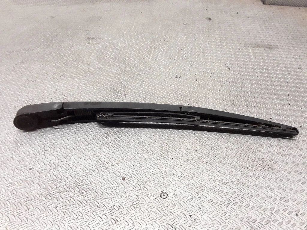Rear wiper blade – Toyota Corolla Verso AR10 (2004-2009)