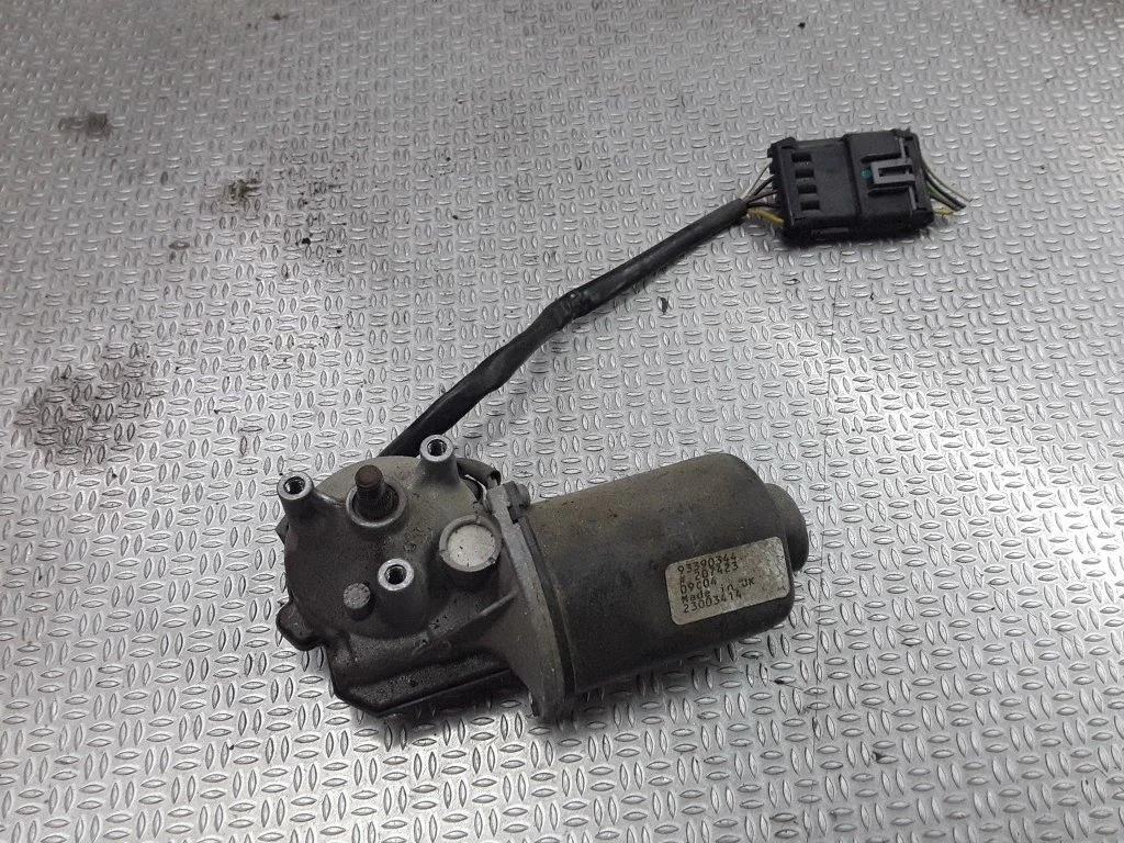 Wiper motor – Opel Meriva A (2003-2010)