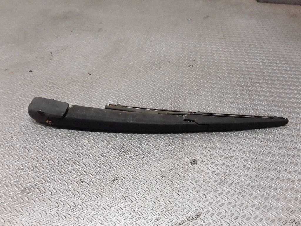 Rear wiper blade – Toyota Corolla Verso AR10 (2004-2009)