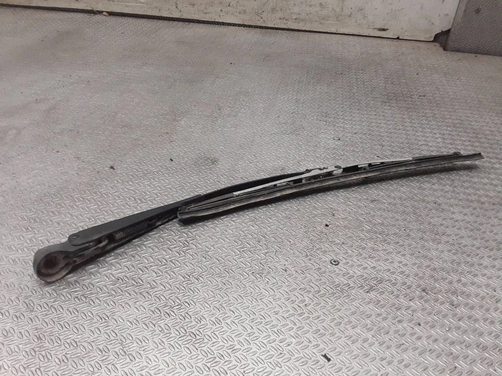 Rear wiper blade – Ford Galaxy (1995-2000)