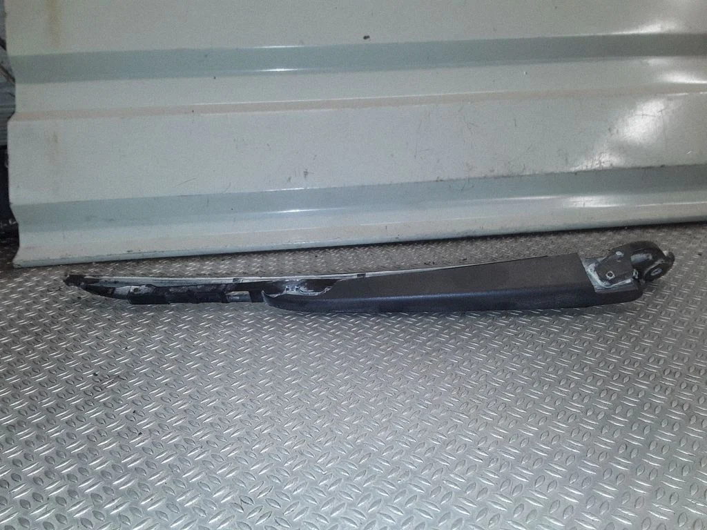 Rear wiper blade – Volvo V50 (2004-2007)