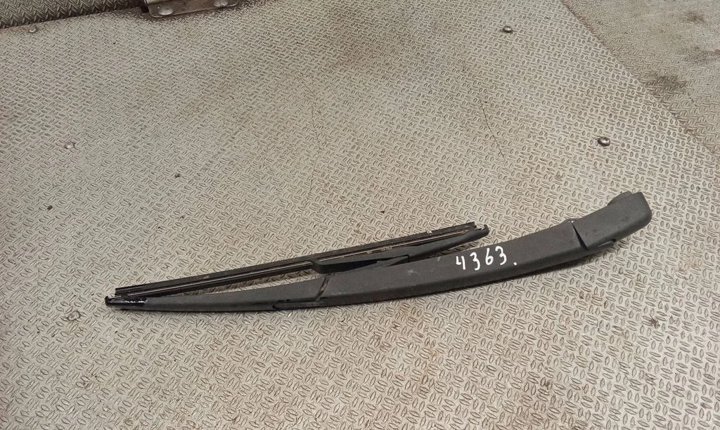 Rear wiper blade – Opel Corsa D (2006-2014)