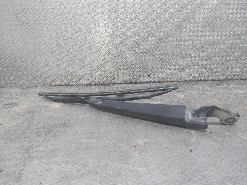 Rear wiper blade – Volvo V50 (2004-2007)