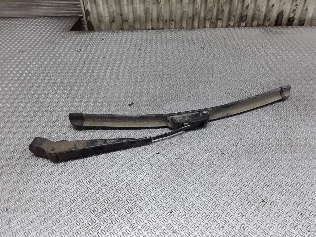 Rear wiper blade – Ford Mondeo Mk III (2000-2007)