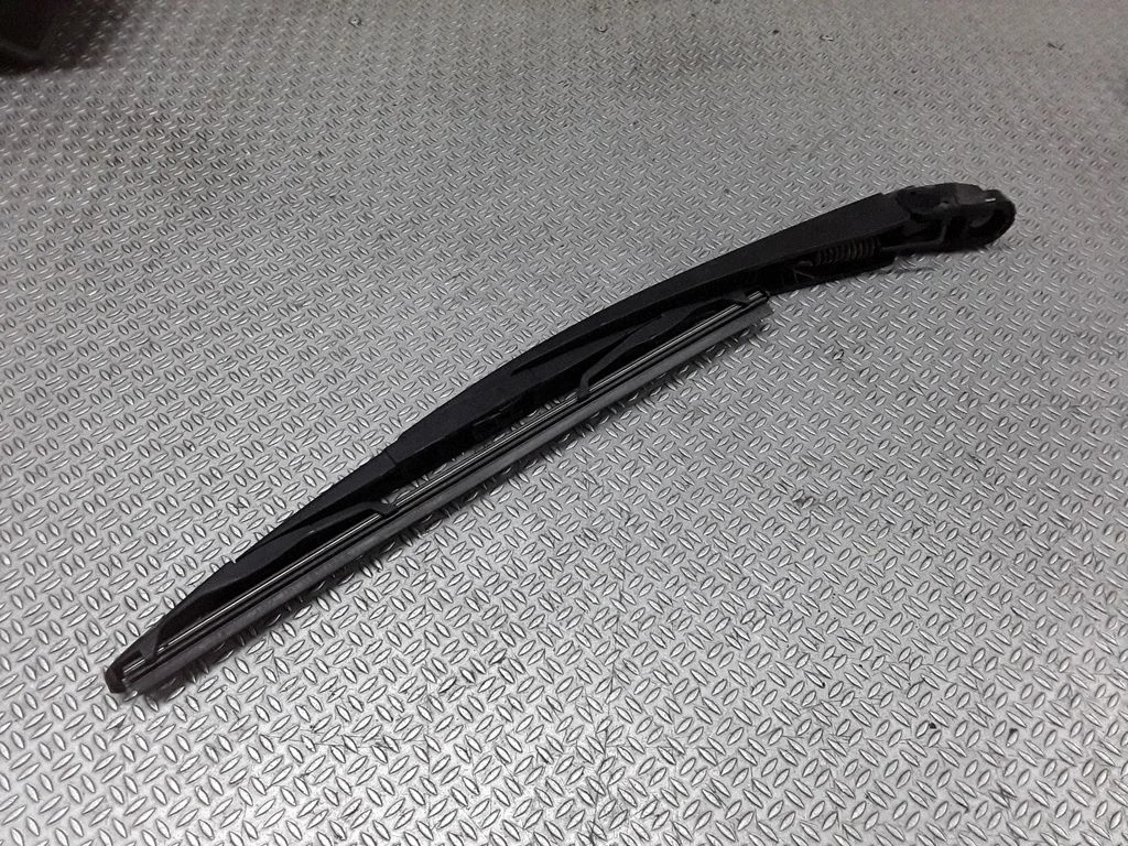 Rear wiper blade – Mitsubishi Grandis (2003-2011)