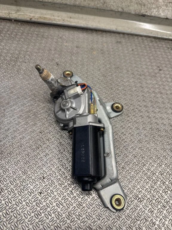 Rear window wiper motor – Nissan X-Trail T30 (2001-2007)